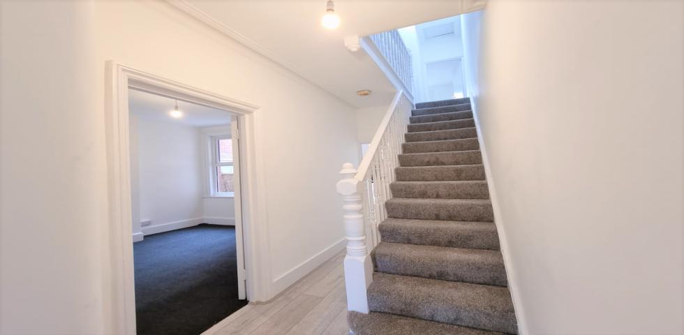 			4 Bedroom, 1 bath, 1 reception Terraced House			 Harlesden Road, Harlesden